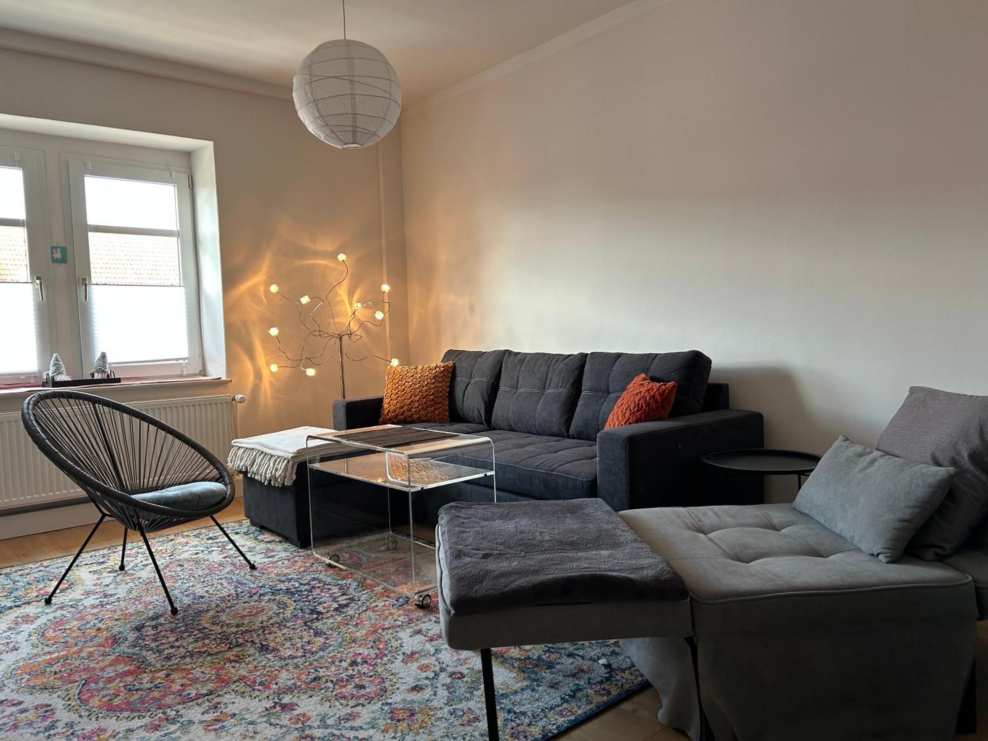 Schoene Neue 4 Zimmer Wohnung Mit Sued-Balkon Bis 8 Personen ナウムブルク エクステリア 写真
