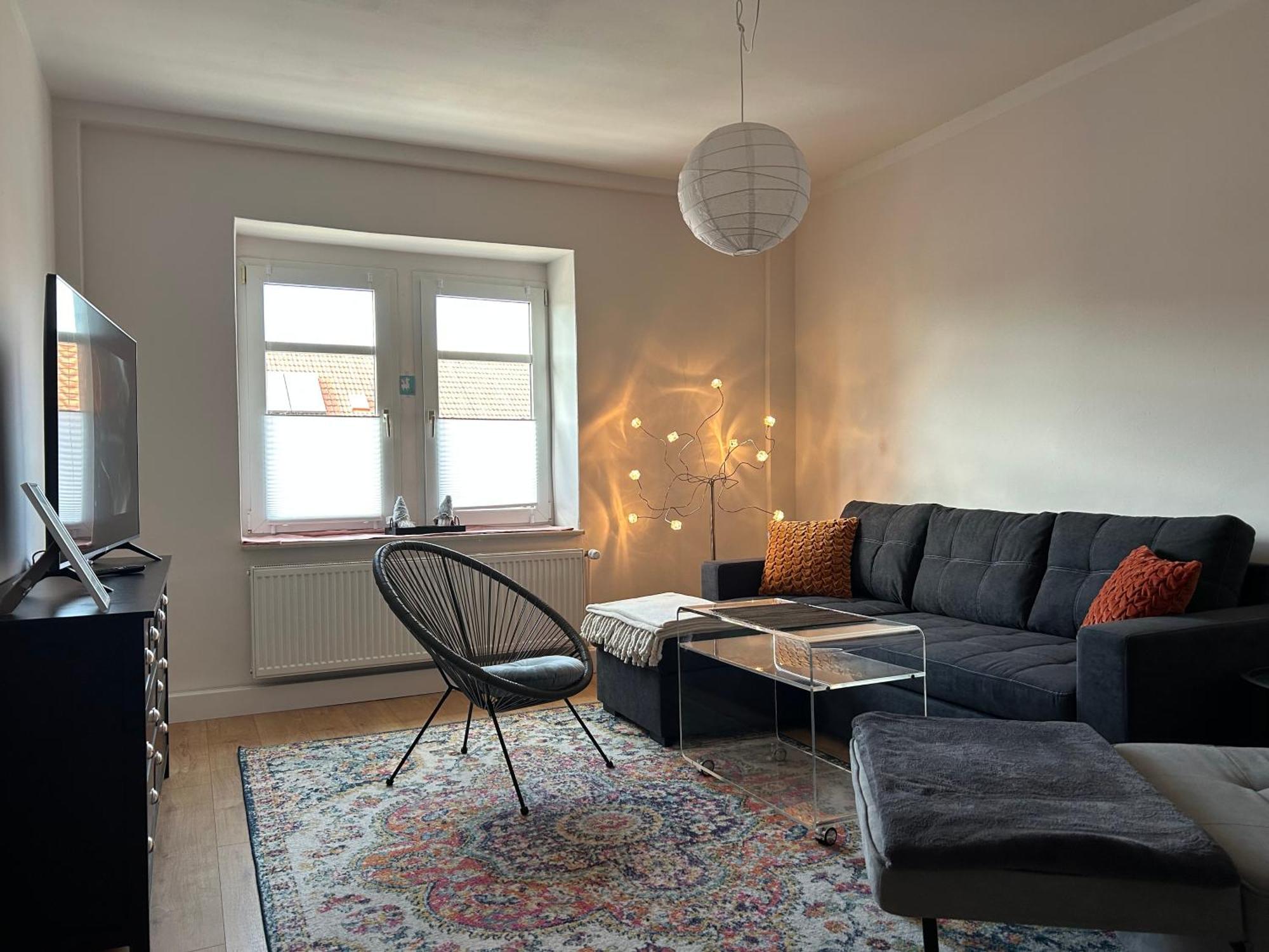 Schoene Neue 4 Zimmer Wohnung Mit Sued-Balkon Bis 8 Personen ナウムブルク エクステリア 写真